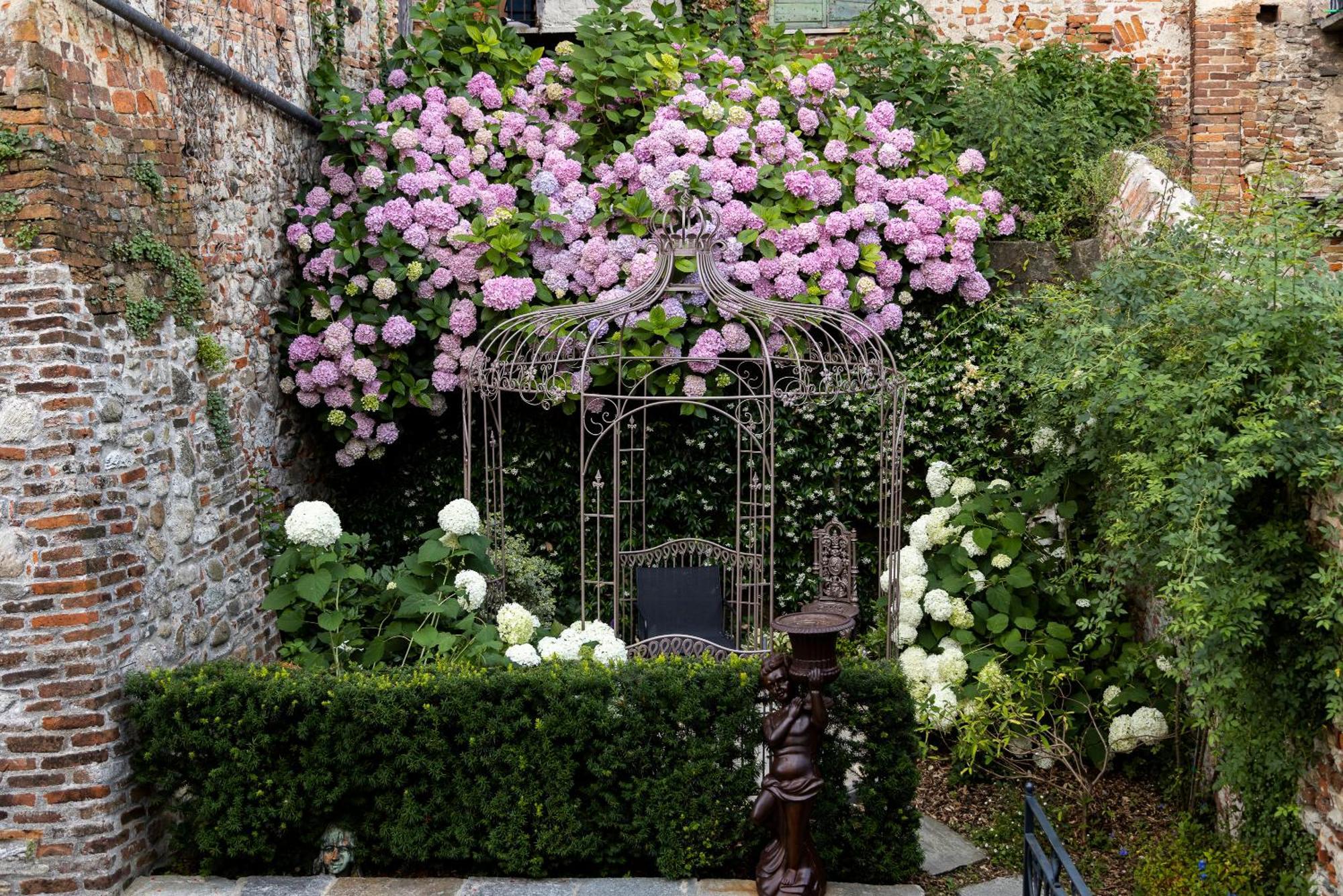 Palazzo Fauzone Relais Bed & Breakfast Mondovì Екстериор снимка