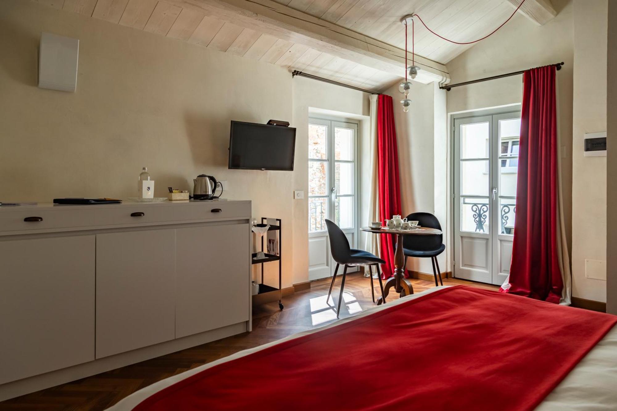 Palazzo Fauzone Relais Bed & Breakfast Mondovì Екстериор снимка